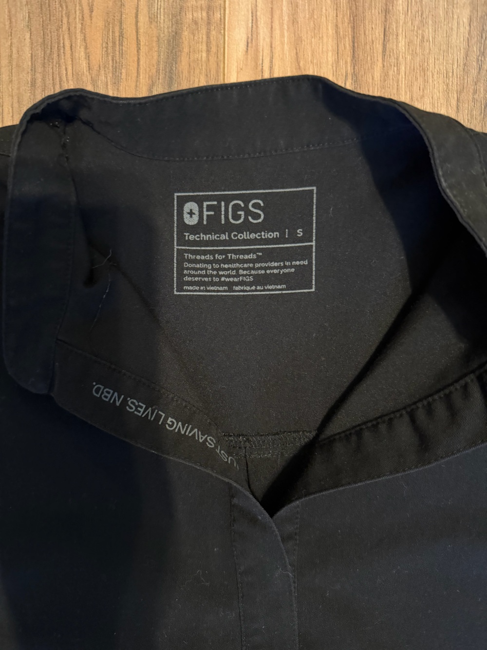 Figs Raphaela top size small - Picture 2 of 2